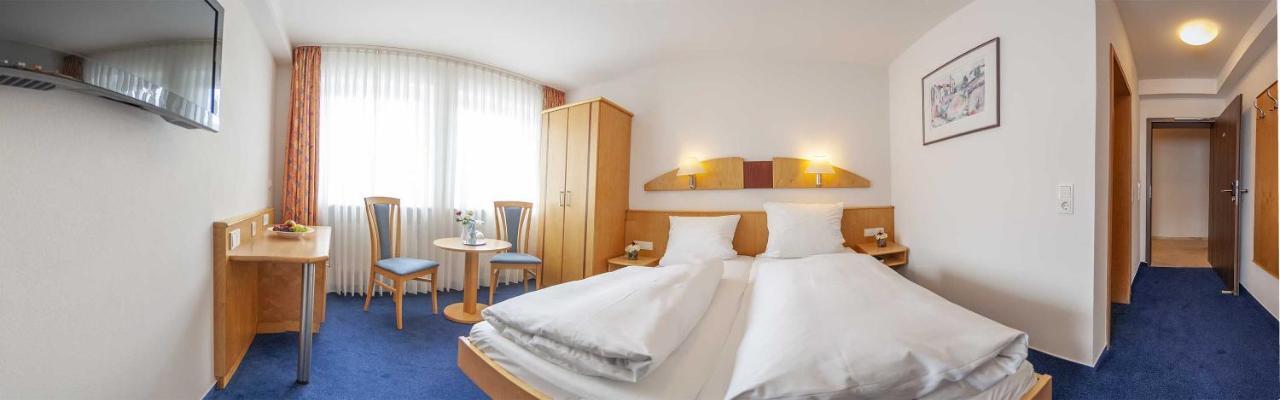 Hotel-Gasthof Krone Greding Buitenkant foto